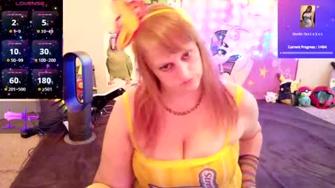 Snapshot of babyzelda chatting on May 25, 10:38 pm BabyZelda online show from May 25, 10:38 pm