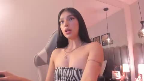 Snapshot of bad__girll_ chatting on July 14, 3:22 am bad__girll_ online show from July 14, 3:22 am