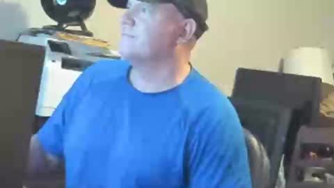 bad_boy4u2abuse online show from September 22, 4:25 am
