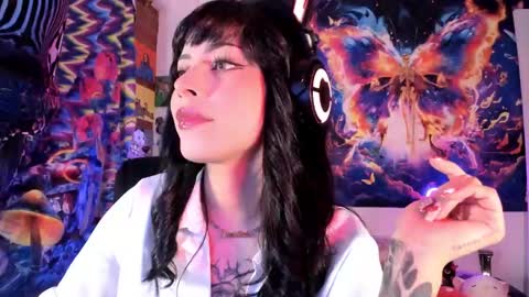 Snapshot of bad_cherry chatting on February 18, 12:15 am Bratty Lanita - independent online show from February 18, 12:15 am