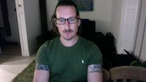Snapshot of bad_dad43 chatting on June 29, 10:10 pm Bad dad43 online show from June 29, 10:10 pm