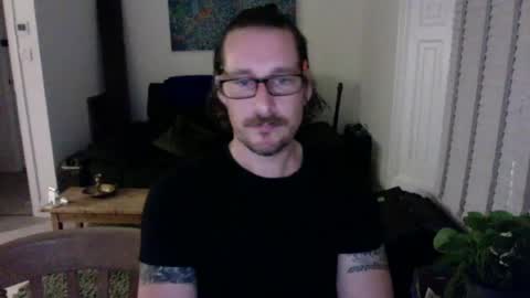 Snapshot of bad_dad43 chatting on July 28, 10:20 pm Bad dad43 online show from July 28, 10:20 pm