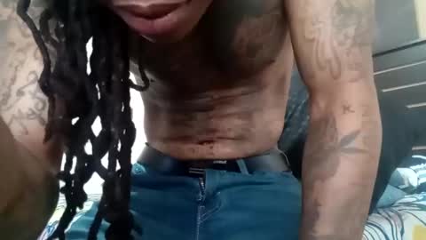 Snapshot of bad_dawgg chatting on January 12, 1:58 pm rastafaria online show from January 12, 1:58 pm