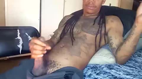 Snapshot of bad_dawgg chatting on September 12, 5:51 am rastafaria online show from September 12, 5:51 am