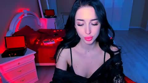 Miss Desire...do you remember online show from December 19, 9:40 am