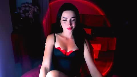 Snapshot of bad_desire chatting on July 11, 5:04 pm Miss Desire...do you remember online show from July 11, 5:04 pm