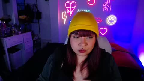 Snapshot of bad_scarlett1 chatting on July 2, 11:22 pm Scarlett online show from July 2, 11:22 pm