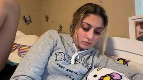 Snapshot of badbihdani18 chatting on July 2, 3:34 am badbihdani18 online show from July 2, 3:34 am