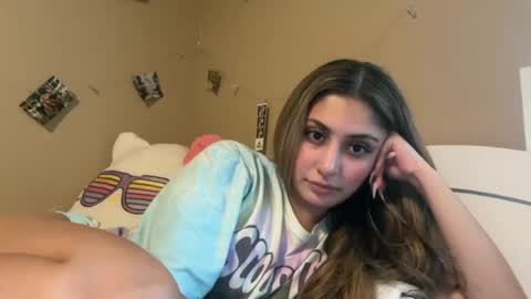 Snapshot of badbihdani18 chatting on August 1, 2:44 am badbihdani18 online show from August 1, 2:44 am