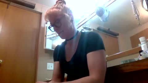 Badbitch520 online show from April 28, 5:56 am