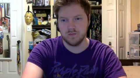 Snapshot of badboyboogie78 chatting on October 30, 8:49 am Hylian97 online show from October 30, 8:49 am