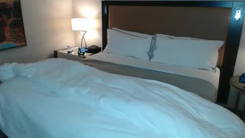 HotWifeFun32 online show from February 21, 8:48 am