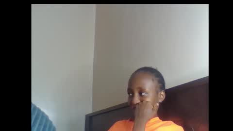baddie_bunnie online show from April 25, 5:43 am