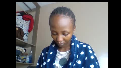 baddie_bunnie online show from April 28, 5:01 am