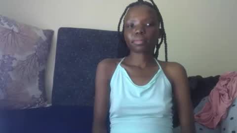 Snapshot of baddie_floxxy chatting on May 8, 8:41 am baddie_floxxy online show from May 8, 8:41 am