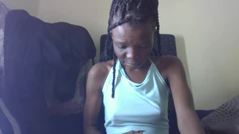 Snapshot of baddie_floxxy chatting on May 12, 7:44 pm baddie_floxxy online show from May 12, 7:44 pm