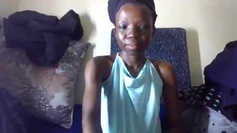 Snapshot of baddie_floxxy chatting on May 28, 8:28 pm baddie_floxxy online show from May 28, 8:28 pm