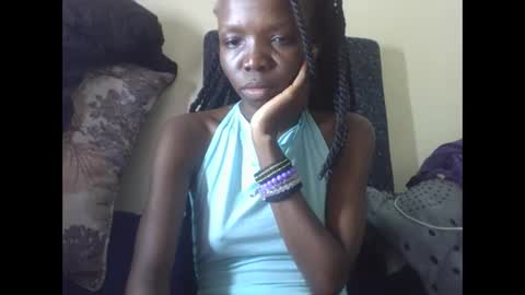 Snapshot of baddie_floxxy chatting on May 29, 9:13 pm baddie_floxxy online show from May 29, 9:13 pm