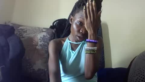 Snapshot of baddie_floxxy chatting on June 3, 8:06 am baddie_floxxy online show from June 3, 8:06 am