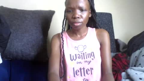 Snapshot of baddie_floxxy chatting on June 15, 7:27 pm baddie_floxxy online show from June 15, 7:27 pm