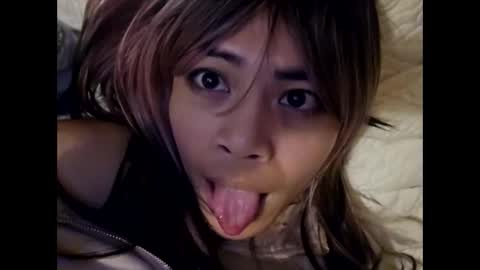 Snapshot of baddiee18 chatting on March 9, 2:10 pm baddiee18 online show from March 9, 2:10 pm