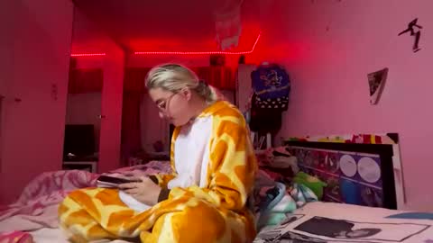 Snapshot of baddieprettypussy chatting on May 31, 11:28 am baddieprettypussy online show from May 31, 11:28 am