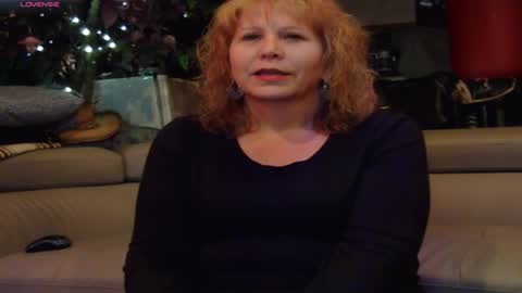 Badgirlpr online show from December 6, 9:32 am