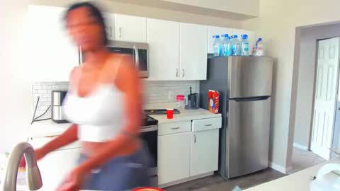 Snapshot of badgurldnay chatting on September 28, 7:08 pm badgurldnay online show from September 28, 7:08 pm