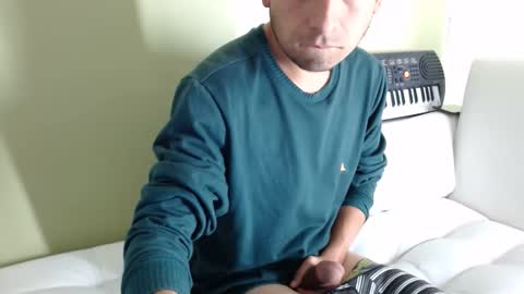 Snapshot of badguy707 chatting on December 13, 9:46 am badguy707 online show from December 13, 9:46 am