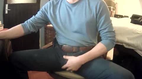 Mexican livin Off the Wall online show from December 17, 3:56 am