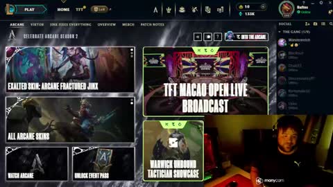 Snapshot of baftez chatting on December 15, 8:52 am Baffels online show from December 15, 8:52 am