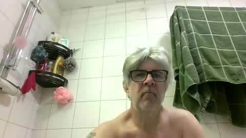 baggelina75 online show from May 3, 11:16 am