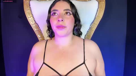 bagiolett  online show from May 11, 7:33 pm