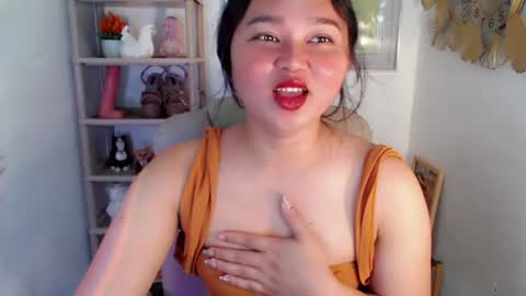 Snapshot of bahoglaway69 chatting on July 7, 6:47 am april online show from July 7, 6:47 am