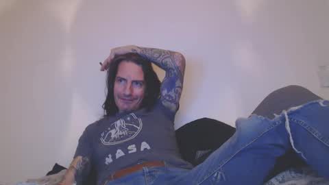 Bailey online show from March 15, 9:54 pm