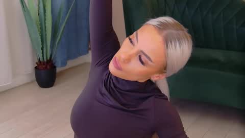 bailey_rush online show from January 9, 5:37 pm