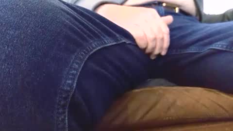 Snapshot of bald_boner chatting on February 12, 6:47 pm bald_boner online show from February 12, 6:47 pm