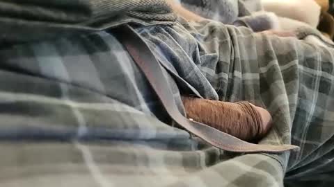 Snapshot of bald_boner chatting on April 13, 6:52 am bald_boner online show from April 13, 6:52 am