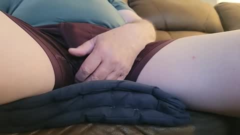 Snapshot of bald_boner chatting on May 17, 2:31 am bald_boner online show from May 17, 2:31 am