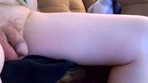 Snapshot of bald_boner chatting on May 27, 5:54 pm bald_boner online show from May 27, 5:54 pm
