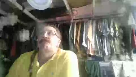 boton online show from October 22, 9:31 am