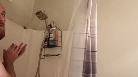 Snapshot of ballsdeepbruce chatting on October 31, 10:44 pm ballsdeepbruce online show from October 31, 10:44 pm