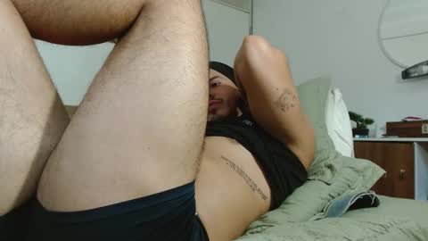 Snapshot of baltazardupont chatting on December 16, 4:27 pm Andres - online show from December 16, 4:27 pm