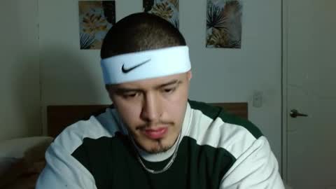 Snapshot of baltazardupont chatting on January 7, 11:37 am Andres - online show from January 7, 11:37 am
