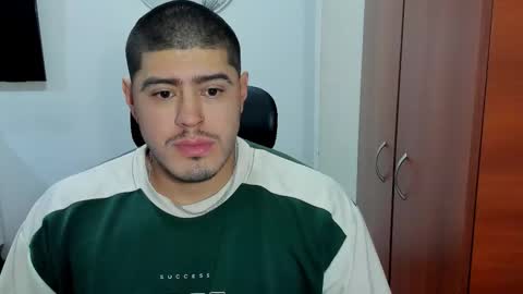 Snapshot of baltazardupont chatting on September 27, 11:37 am Andres - online show from September 27, 11:37 am