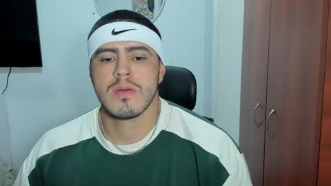 Snapshot of baltazardupont chatting on October 7, 1:58 am Andres - online show from October 7, 1:58 am
