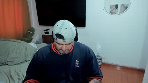 Snapshot of baltazardupont chatting on October 7, 2:03 pm Andres - online show from October 7, 2:03 pm