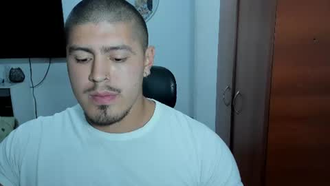 Andres -  online show from August 5, 3:42 am