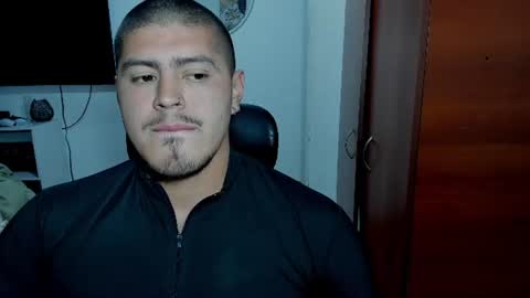Andres -  online show from August 6, 3:52 am