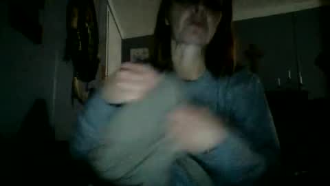 Snapshot of bamacpl80 chatting on March 27, 2:50 am bamacpl80 online show from March 27, 2:50 am